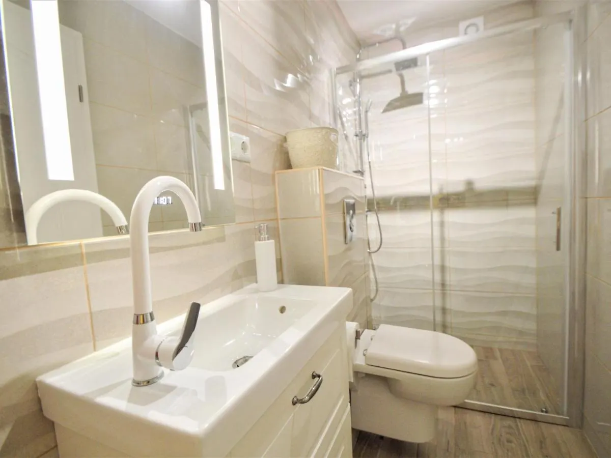 Holiday Home Lana By Interhome Pakoštane